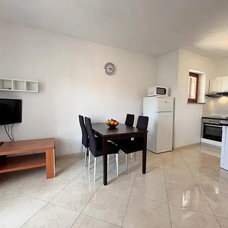 With Parking Space Silo, Krk - 18692 שילו