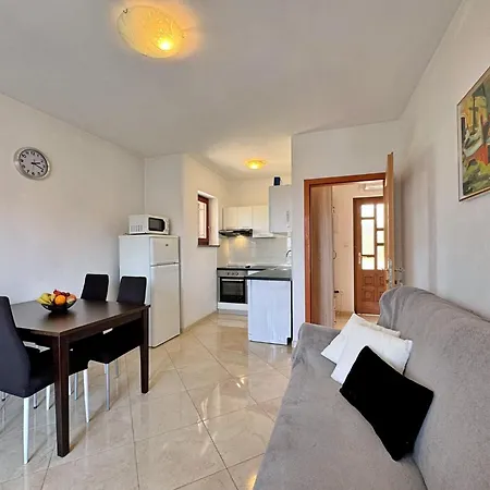 דירה With Parking Space Silo, Krk - 18692
